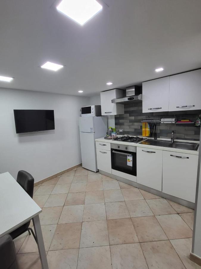 Appartement L'Approdo Di Dante à Naples Extérieur photo