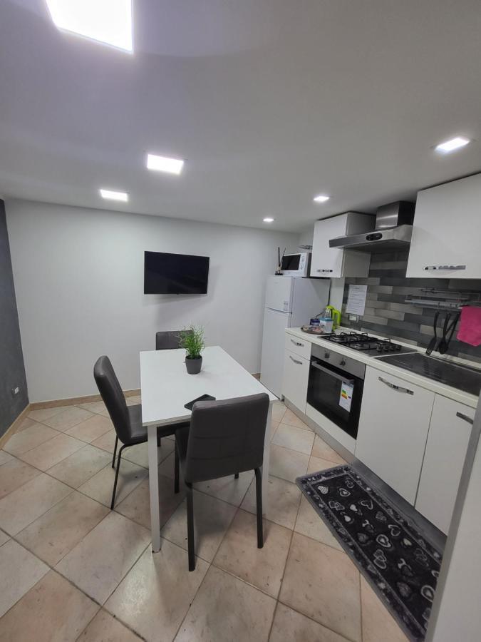 Appartement L'Approdo Di Dante à Naples Extérieur photo
