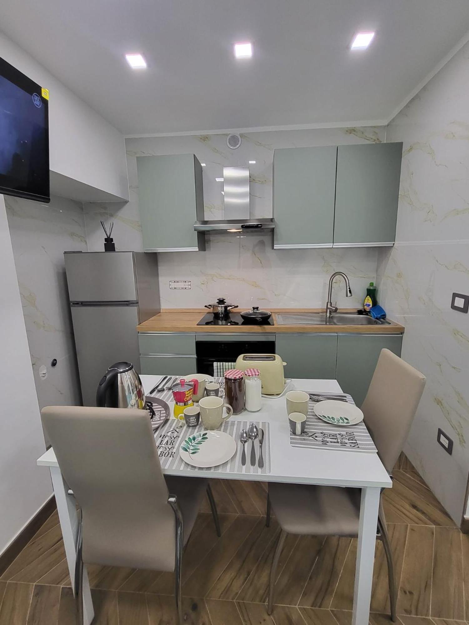 Appartement L'Approdo Di Dante à Naples Extérieur photo
